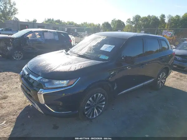 JA4AZ3A30LZ014320 — 2020 Mitsubishi Outlander, фото 2 с аукциона IAAI, Передняя часть