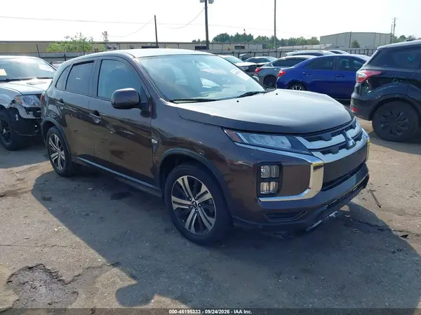 JA4AP3AU9LU012464 — 2020 Mitsubishi Outlander, Передняя часть слева (Left Front), фото до ремонта