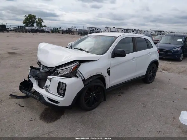 JA4ARUAU6MU005571 — 2021 Mitsubishi Outlander, фото 2 с аукциона IAAI, Передняя часть