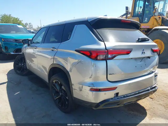 JA4J3UA85NZ059064 — 2022 Mitsubishi Outlander, фото 3 с аукциона IAAI 30.09.2026, Левый и правый бока