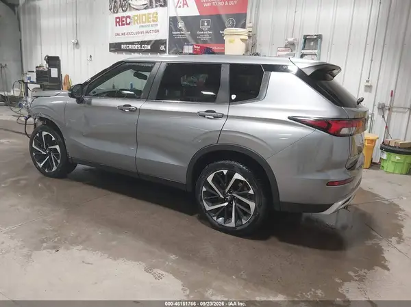 JA4J4UA86NZ011134 — 2022 Mitsubishi Outlander, фото 3 с аукциона IAAI, Передняя часть