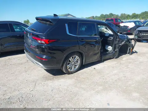 2024 Mitsubishi Outlander VIN JA4J4VA87RZ635567 фото 4