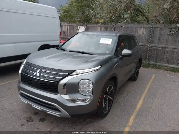 JA4J3VA81RZ039289 — 2024 Mitsubishi Outlander, фото 2 с аукциона IAAI 06.10.2026, Задняя часть