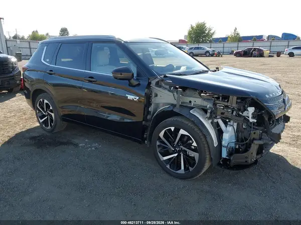 JA4T5WA91SZ001164 — 2025 Mitsubishi Outlander, Передняя часть (Front End), фото до ремонта