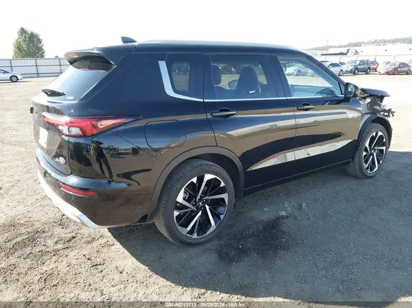 JA4T5WA91SZ001164 — 2025 Mitsubishi Outlander, фото 4 с аукциона IAAI, Передняя часть