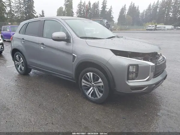JA4ARUAU1SU010626 — 2025 Mitsubishi Outlander, Передняя часть (Front End), фото до ремонта