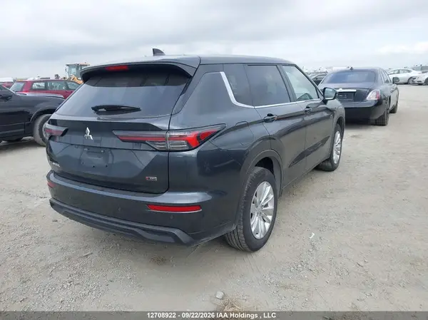 JA4J4UAB7TZ607331 — 2026 Mitsubishi Outlander, фото 4 с аукциона IAAI 29.09.2026, Передняя часть