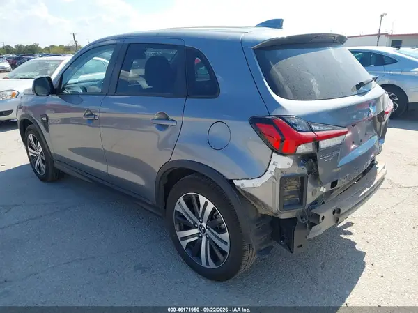 JA4ARUAU3TU020155 — 2026 Mitsubishi Outlander, фото 3 с аукциона IAAI 28.09.2026, Задняя часть