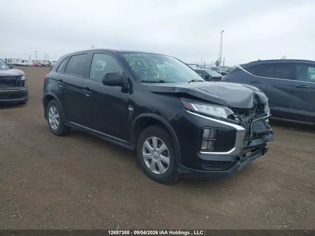 JA4AJUAU8MU603264 — 2021 Mitsubishi RVR ES, Передняя часть (Front), фото до ремонта