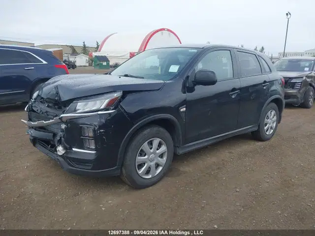 JA4AJUAU8MU603264 — 2021 Mitsubishi RVR ES, фото 2 с аукциона IAAI 14.10.2026, Передняя часть