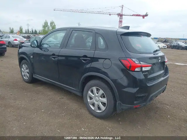 JA4AJUAU8MU603264 — 2021 Mitsubishi RVR ES, фото 3 с аукциона IAAI 14.10.2026, Передняя часть