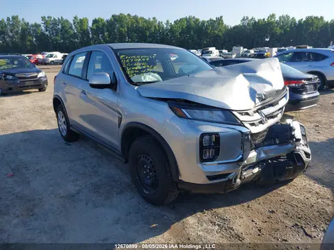 JA4AJUAU3TU606958 — 2026 Mitsubishi RVR ES, Передняя часть (Front), фото до ремонта