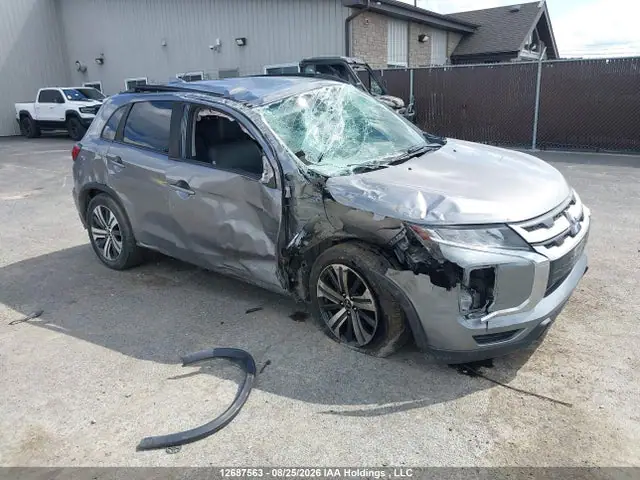 JA4AJ4AW2LU604961 — 2020 Mitsubishi Rvr SE/SEL/Limited/GT, Передняя часть (Front), фото до ремонта
