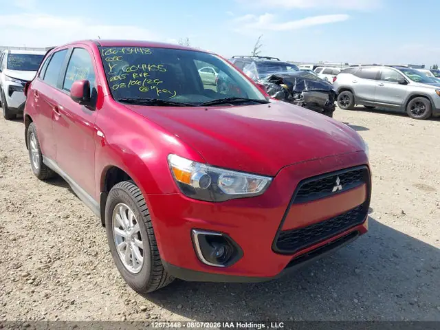 4A4AJ3AU8FE604405 — 2015 Mitsubishi RVR SE, Задняя часть (Rear), фото до ремонта