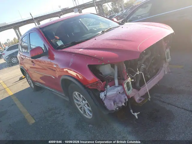JA4AH3AUXHZ612773 — 2017 Mitsubishi RVR, Передняя часть (Front), фото до ремонта