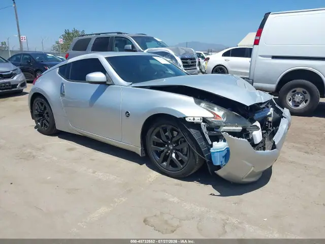 JN1AZ4EH7JM572583 — 2018 Nissan 370Z, Передняя часть (Front End), фото до ремонта