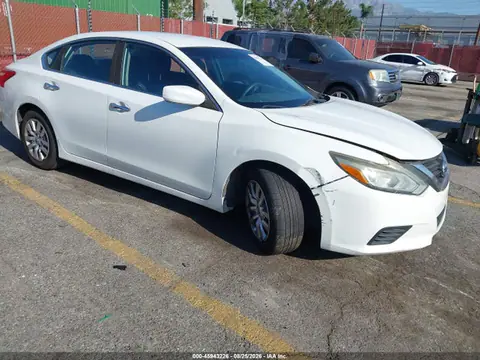 1N4AL3AP2GN328483 — 2016 Nissan Altima 2.5/2.5 S/2.5 SL/2.5 SR/2.5 SV, Передняя часть (Front End), фото до ремонта