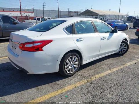 2016 Nissan Altima 2.5/2.5 S/2.5 Sl/2.5 Sr/2.5 Sv VIN 1N4AL3AP2GN328483 фото 4