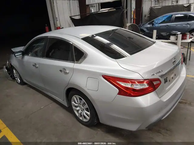 1N4AL3AP7GN312487 — 2016 Nissan Altima 2.5/2.5 S/2.5 SL/2.5 SR/2.5 SV, фото 3 с аукциона IAAI 13.10.2026, Передняя часть