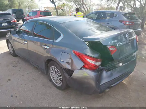 2016 Nissan Altima 2.5/2.5 S/2.5 Sl/2.5 Sr/2.5 Sv VIN 1N4AL3AP8GN362475 фото 3
