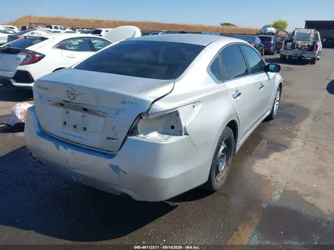 2014 Nissan Altima 2.5/2.5 S/2.5 Sl/2.5 Sv VIN 1N4AL3AP3EN261468 фото 4