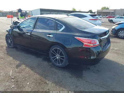 2015 Nissan Altima 2.5/2.5 S/2.5 Sl/2.5 Sv VIN 1N4AL3AP3FN886373 фото 3