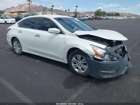 1N4AL3AP7FC166005 — 2015 Nissan Altima 2.5/2.5 S/2.5 SL/2.5 SV, Передняя часть (Front End), фото до ремонта