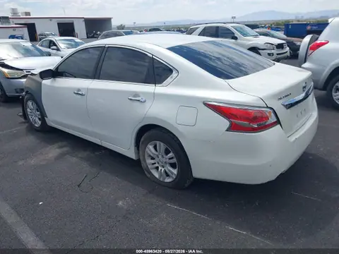 2015 Nissan Altima 2.5/2.5 S/2.5 Sl/2.5 Sv VIN 1N4AL3AP7FC166005 фото 3