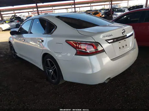 2015 Nissan Altima 2.5/2.5 S/2.5 Sl/2.5 Sv VIN 1N4AL3AP7FN300080 фото 3