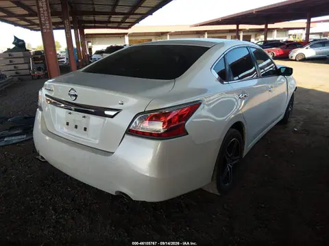 2015 Nissan Altima 2.5/2.5 S/2.5 Sl/2.5 Sv VIN 1N4AL3AP7FN300080 фото 4