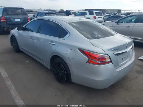 2015 Nissan Altima 2.5/2.5 S/2.5 Sl/2.5 Sv VIN 1N4AL3AP0FN378846 фото 3