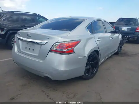2015 Nissan Altima 2.5/2.5 S/2.5 Sl/2.5 Sv VIN 1N4AL3AP0FN378846 фото 4
