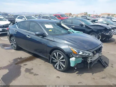 1N4BL4FW5KC156951 — 2019 Nissan Altima 2.5 Platinum, Передняя часть (Front End), фото до ремонта