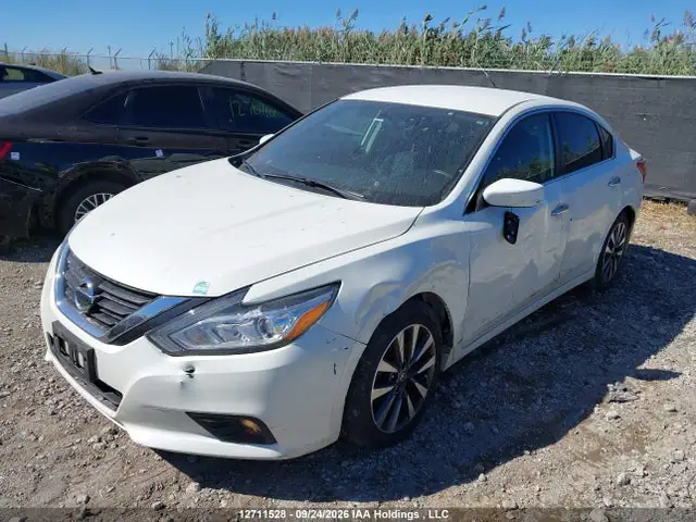 1N4AL3AP2HC285177 — 2017 Nissan Altima 2.5/S/SV/SL/SR, фото 2 с аукциона IAAI 14.10.2026, Передняя часть