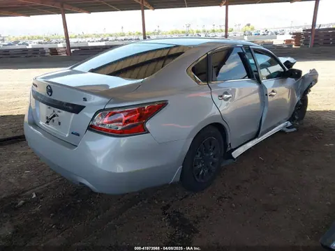 2014 Nissan Altima 2.5 S VIN 1N4AL3AP4EN248762 фото 4