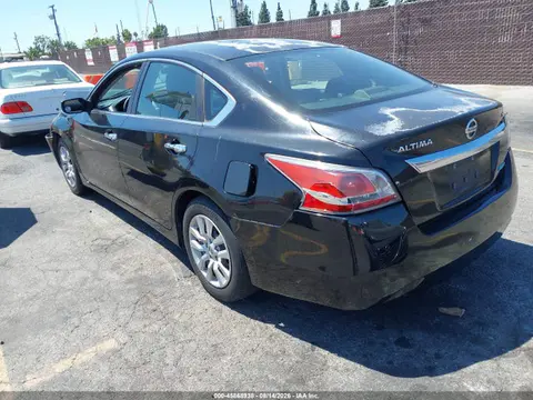 2014 Nissan Altima 2.5 S VIN 1N4AL3AP7EN365025 фото 3