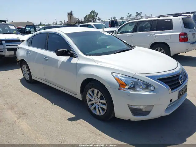 1N4AL3AP4EN208410 — 2014 Nissan Altima 2.5 S, Задняя часть (Rear), фото до ремонта