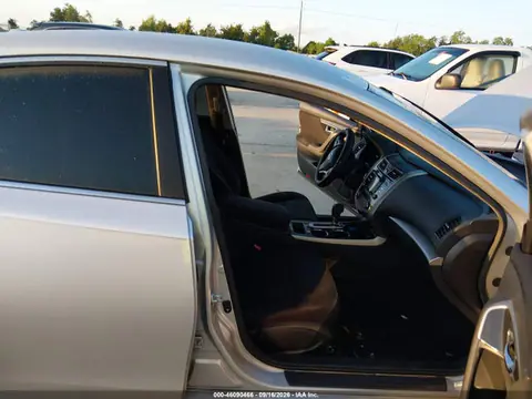 2014 Nissan Altima 2.5 S VIN 1N4AL3AP4EN369193 фото 5