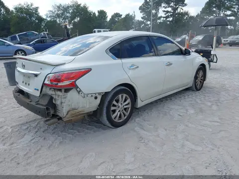 2014 Nissan Altima 2.5 S VIN 1N4AL3AP9EC124577 фото 4