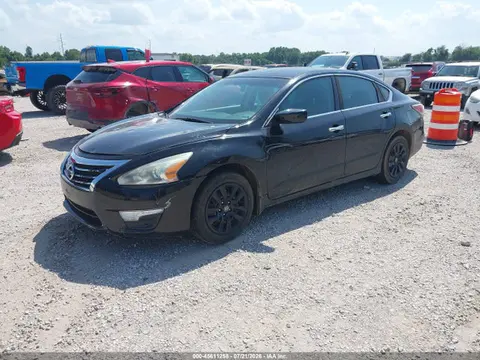 2015 Nissan Altima 2.5 S VIN 1N4AL3AP9FN879184 фото 2