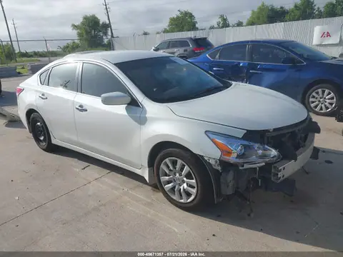 1N4AL3APXFN390163 — 2015 Nissan Altima 2.5 S, Передняя часть (Front End), фото до ремонта