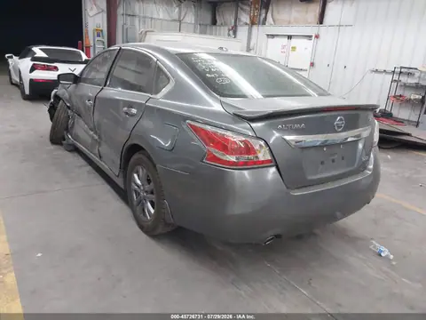 2015 Nissan Altima 2.5 S VIN 1N4AL3AP7FN891513 фото 3