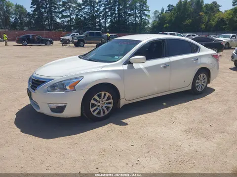 2015 Nissan Altima 2.5 S VIN 1N4AL3AP9FN329404 фото 2