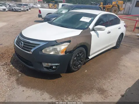 2015 Nissan Altima 2.5 S VIN 1N4AL3AP6FN316920 фото 2