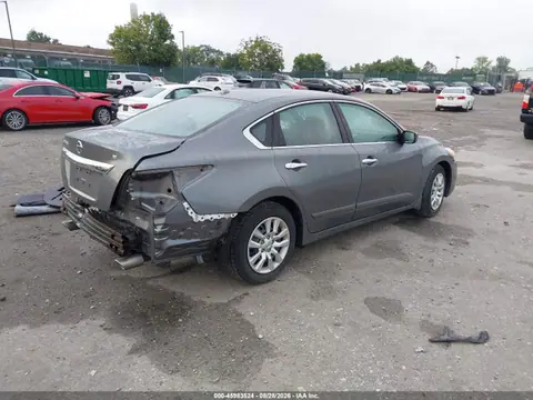 2015 Nissan Altima 2.5 S VIN 1N4AL3AP0FN370875 фото 4