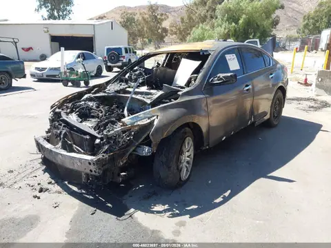 2015 Nissan Altima 2.5 S VIN 1N4AL3AP3FC137374 фото 2