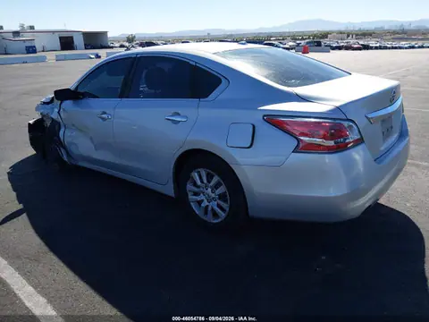 2015 Nissan Altima 2.5 S VIN 1N4AL3AP6FN348637 фото 3