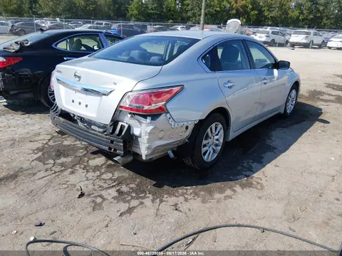2015 Nissan Altima 2.5 S VIN 1N4AL3AP4FC200871 фото 4