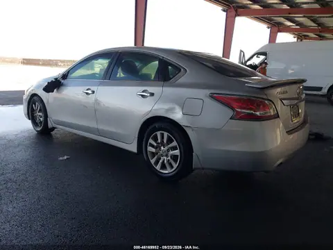 2015 Nissan Altima 2.5 S VIN 1N4AL3AP2FC144218 фото 3