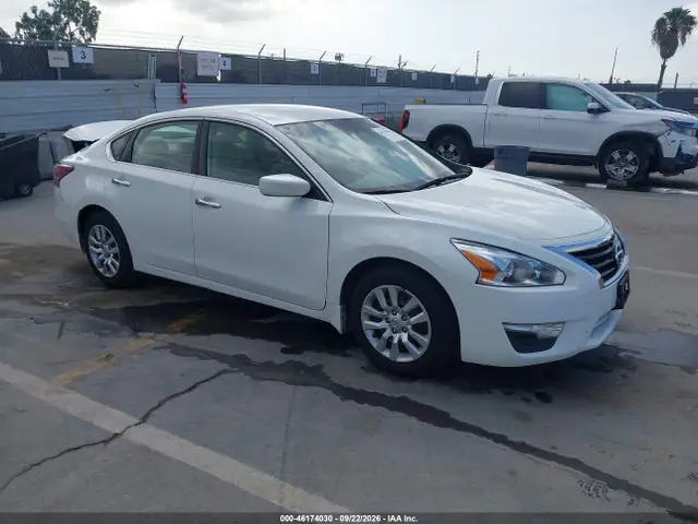 1N4AL3AP6FC461287 Nissan Altima 2.5 S 2015 — повреждение Задняя часть, фото до ремонта
